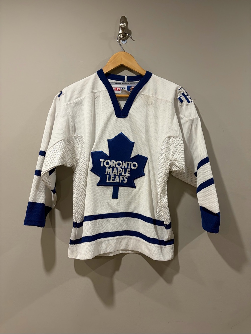 Vintage 90’s CCM Toronto Maple Leafs NHL Hockey Jersey Youth L/XL White